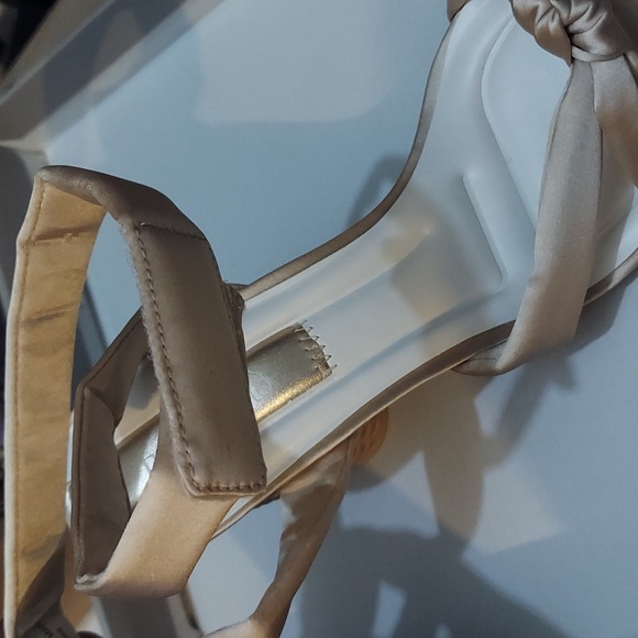 Franco Sarto Shoes Franco Oma Block Heel Dress Sandal (Champagne ) Used Once - Picture 3 of 8